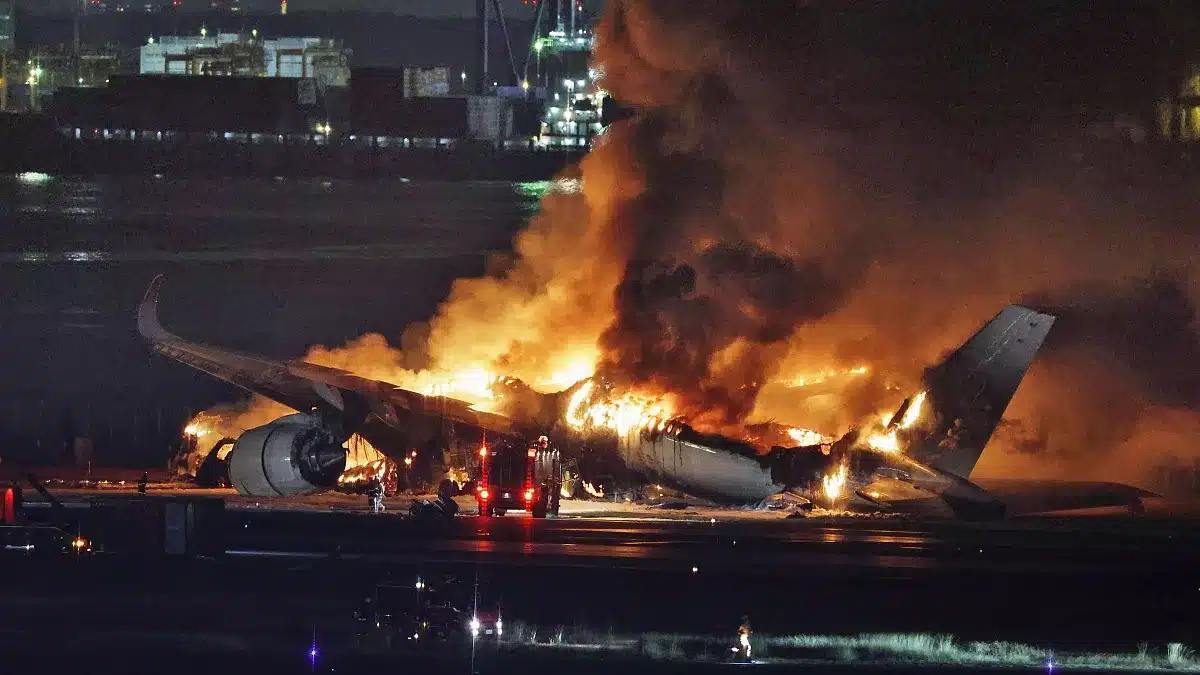 aviation English Haneda crash